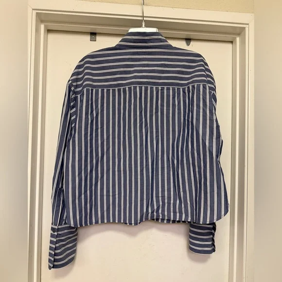 Banana Republic long sleeve, skimmer, button-up striped blouse - size L tall - Picture 4 of 12